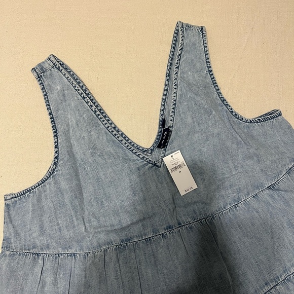 GAP Blouse - Picture 3 of 3